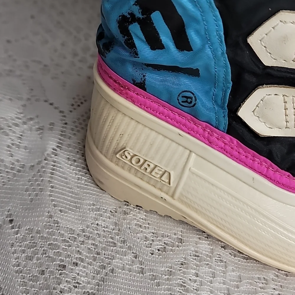 Sorel toddler pull on blue pink winter snow boots sz 8 toddler